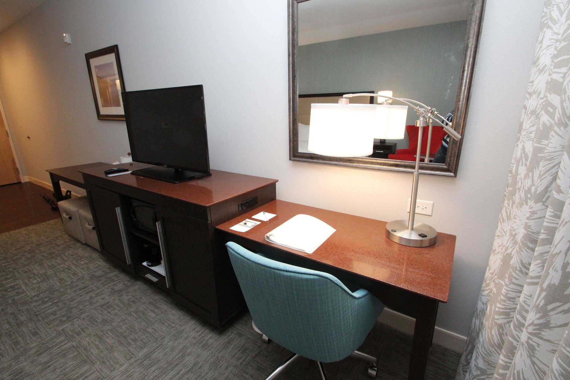 Hampton Inn- Suffolk Kültér fotó