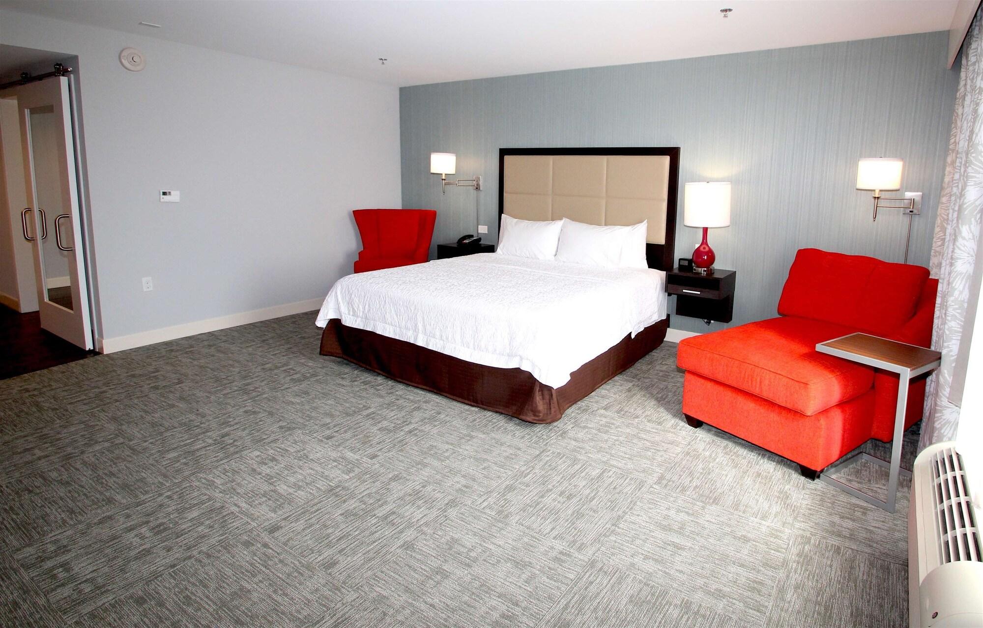 Hampton Inn- Suffolk Kültér fotó