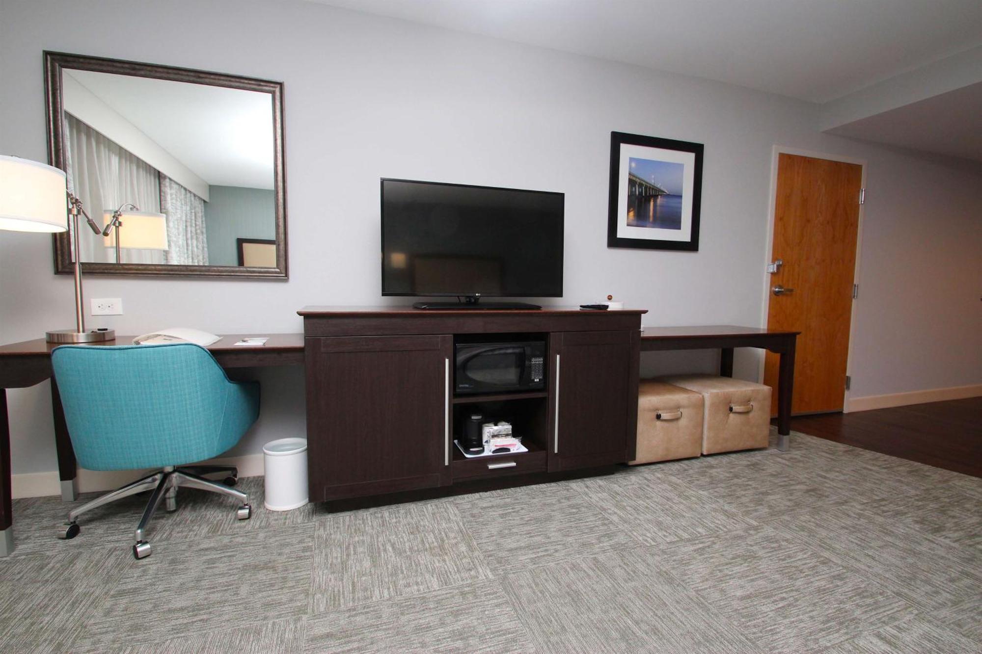 Hampton Inn- Suffolk Kültér fotó