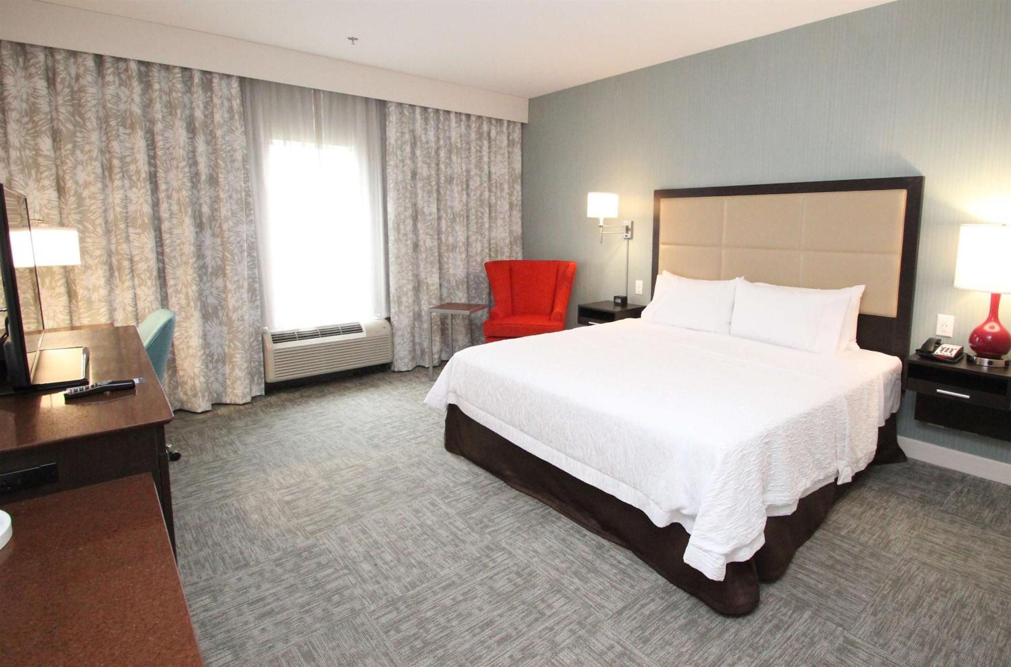 Hampton Inn- Suffolk Kültér fotó