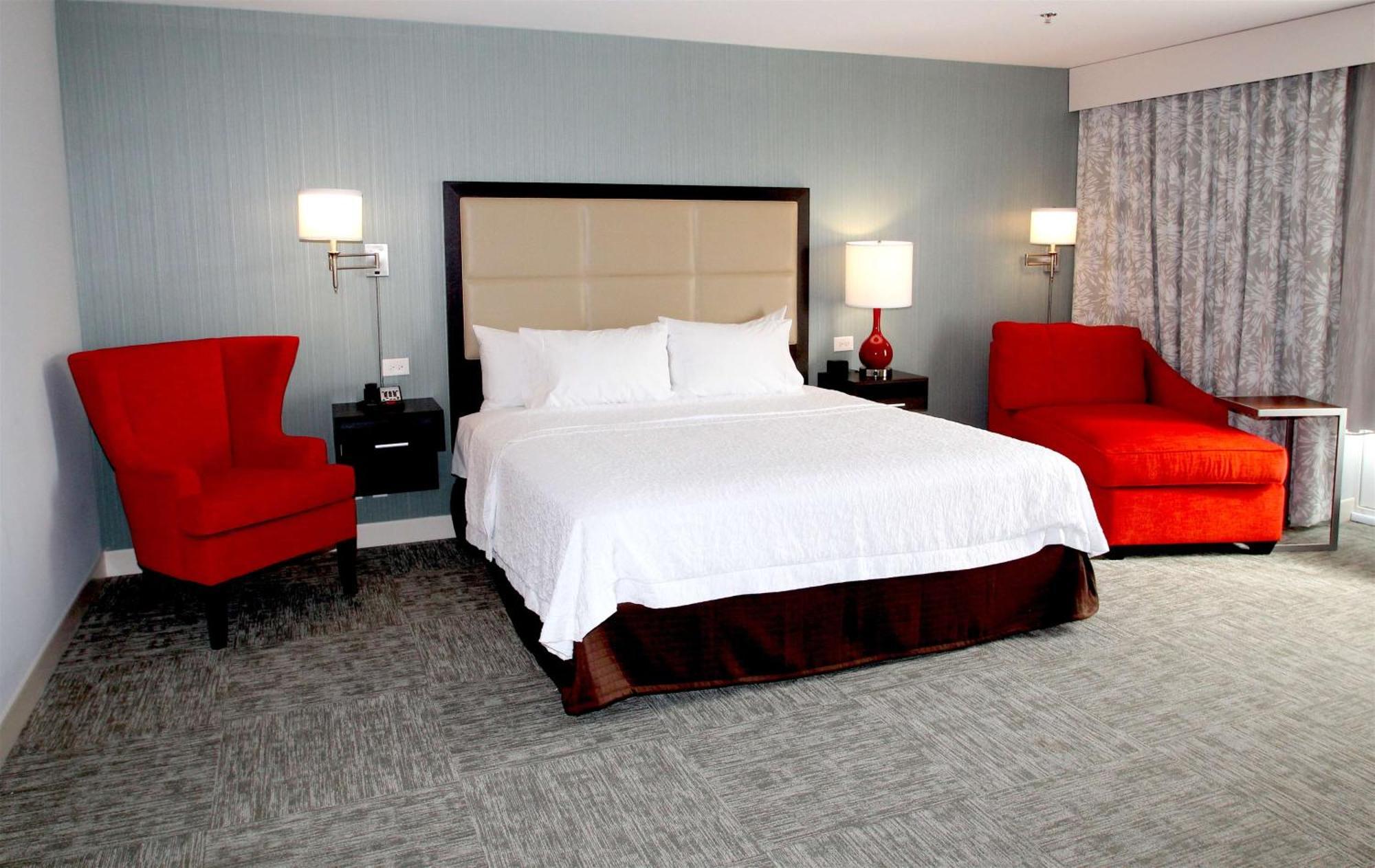 Hampton Inn- Suffolk Kültér fotó